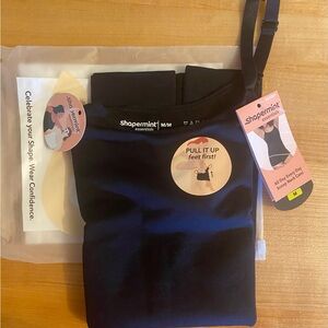 Shapermint Essentials Scoop Neck Cami (M)